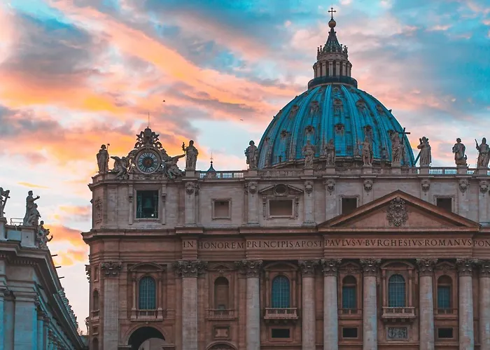 Bright Penthouse 2 M Stops From Vatican Museums Apartamento Roma